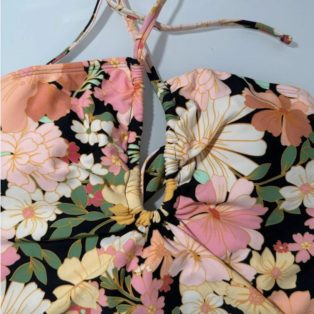NWT Shade &‎ Shore [ Small 4-6 ] Halter Keyhole Bandeau One Piece Swimsuit 5940